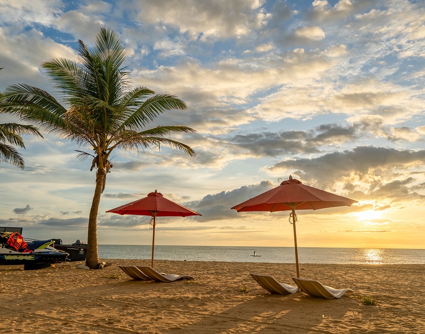 Dolphin Beach Resort