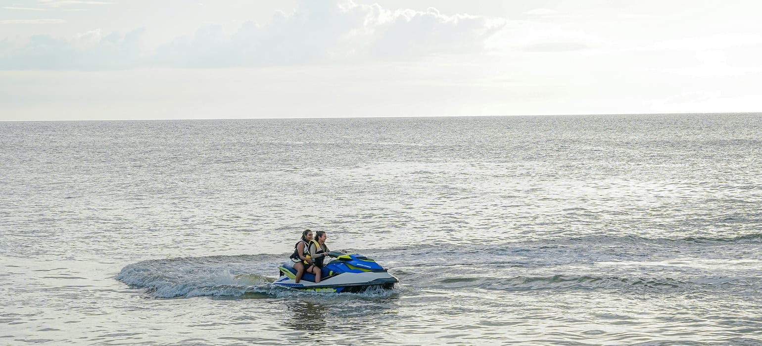 Jet Skiing photo 1
