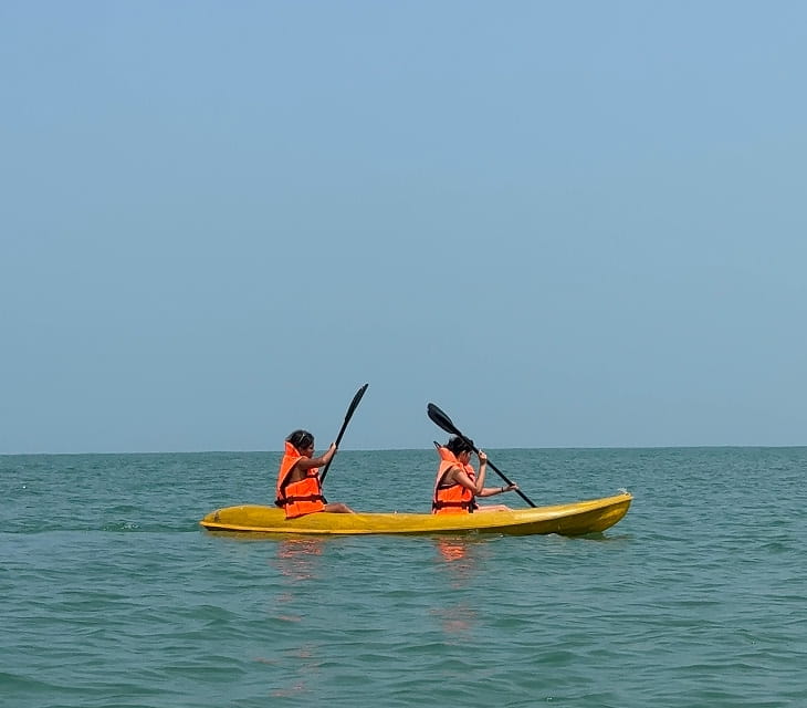 SUP & Kayaking Escape inclusions